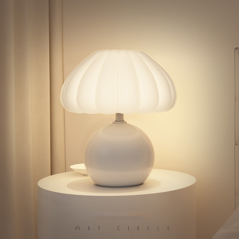 Mushroom Table Lamp - クリームスタイルのベッドサイドテーブルランプ,フレンチスタイルのアイプロテクション,キノコの装飾,カボチャ,子供部屋用の常夜灯