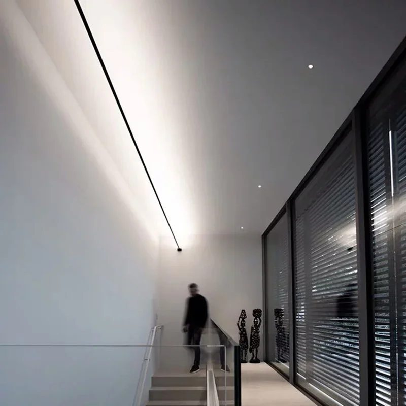 現代のブラックホワイトリニアウォールランプスカイライン燭台  - Lighting Decoration On Wall のレビューと価格