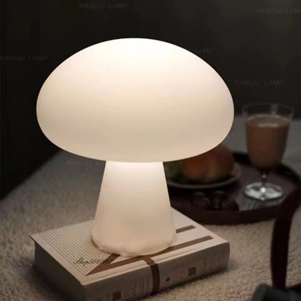 キノコ型LEDテーブルランプ 無段階調光可能 色温度・明るさ - Mushroom Table Lamp のレビューと価格
