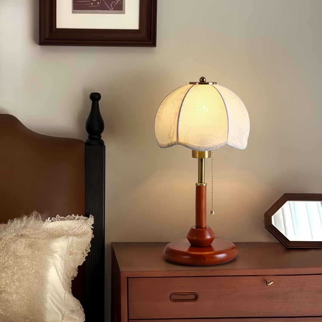 ヴィンテージスカラップドームテーブルランプ寝室ナイトスタンド - Home Lighting And Decor のレビューと価格
