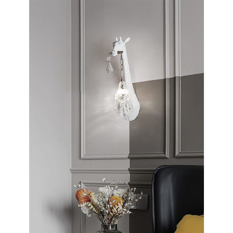 モダンなクリエイティブなレジン製キリンLEDウォールランプ、 - Lighting Decoration On Wall のレビューと価格
