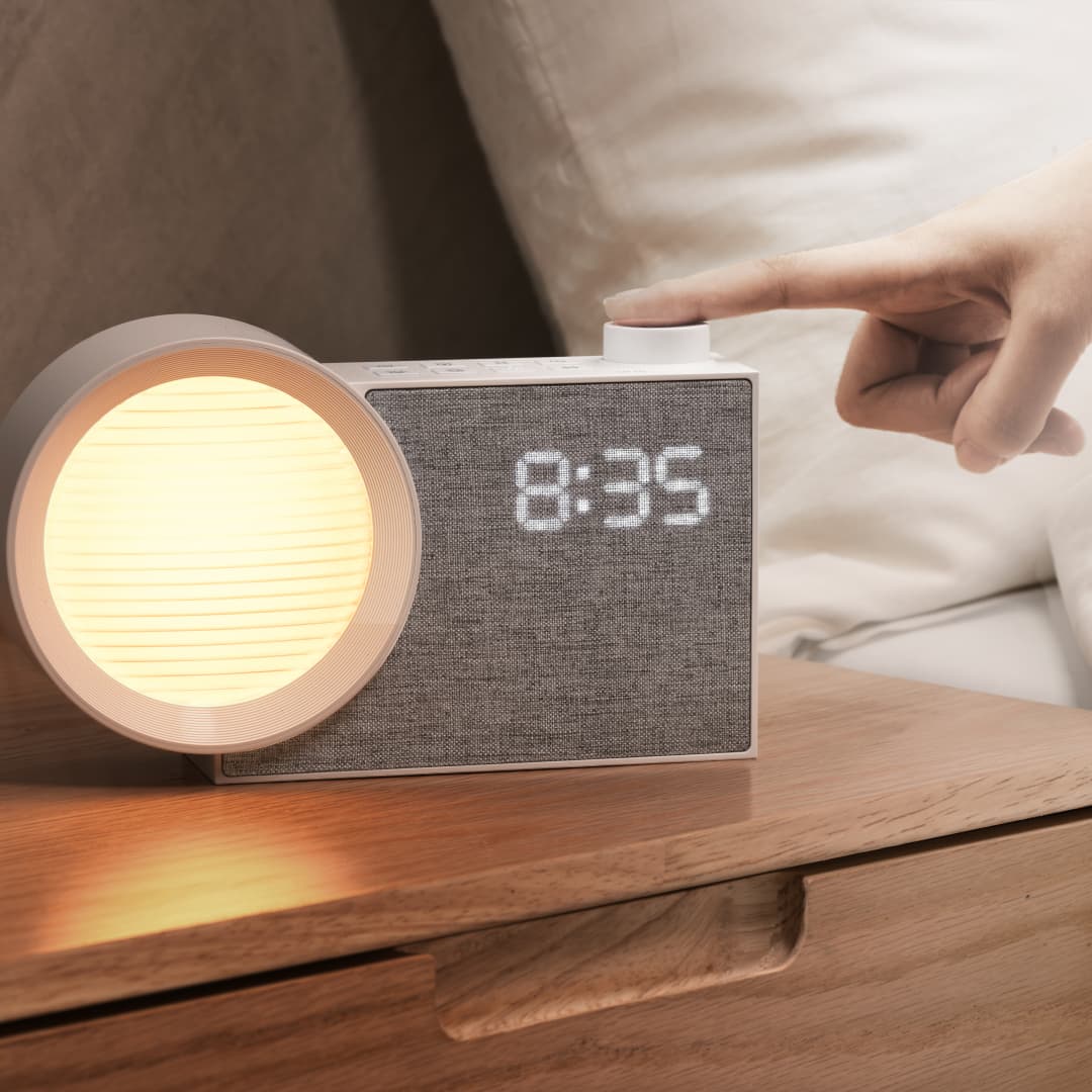 WILIT LEDナイトライト目覚まし時計、ホワイトノイズ＆ - Room Decor Lighting Lamp のレビューと価格